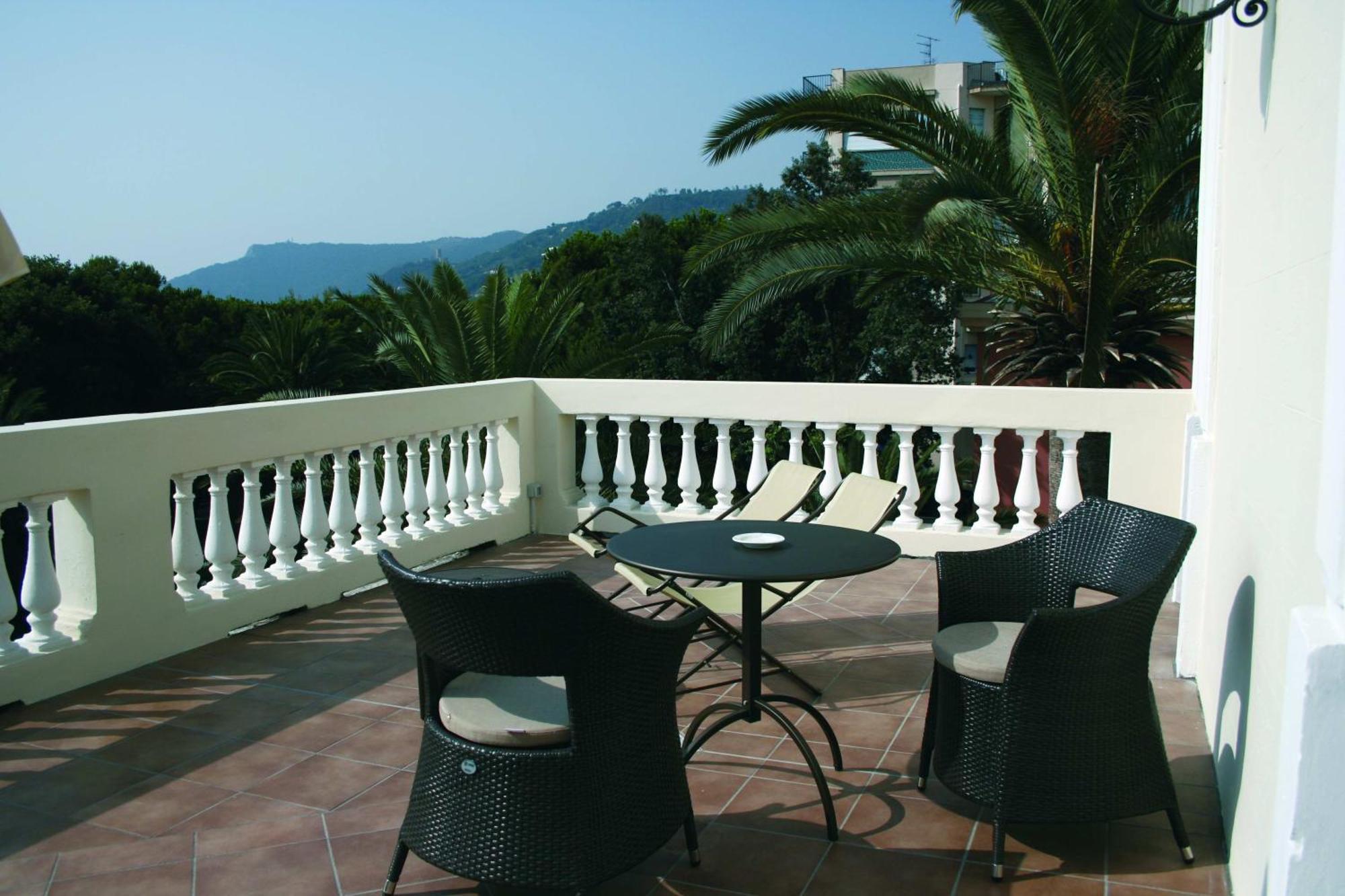 Villa Imperiale Hotel Spotorno Buitenkant foto