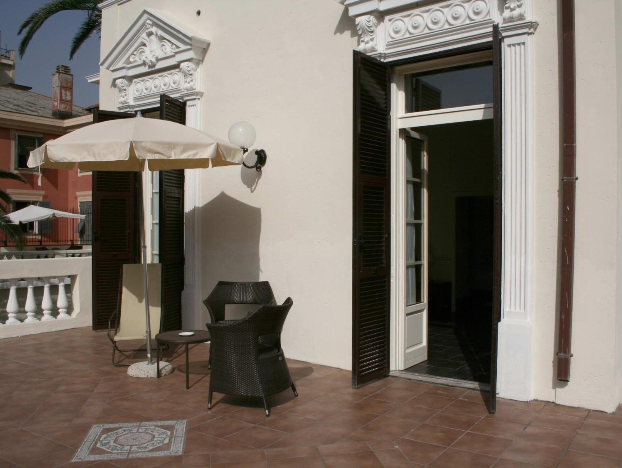 Villa Imperiale Hotel Spotorno Buitenkant foto